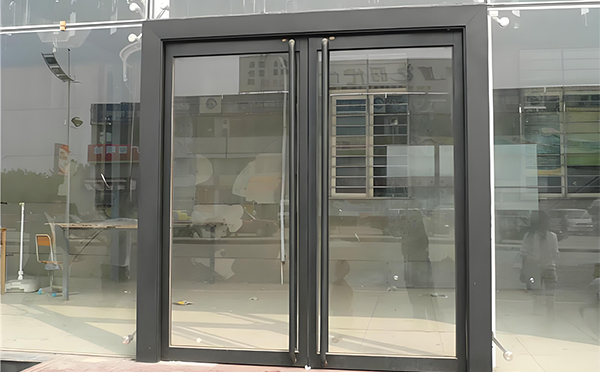 双河玻璃地弹门