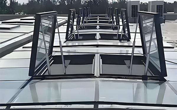 双河兰州排烟窗选型安装与维护实用指南