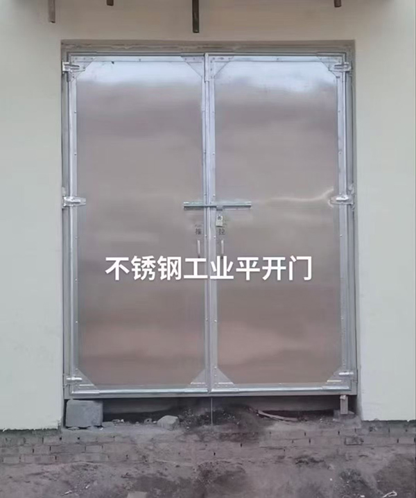 不锈钢双河工业平开门在现代工业场景中的应用实践