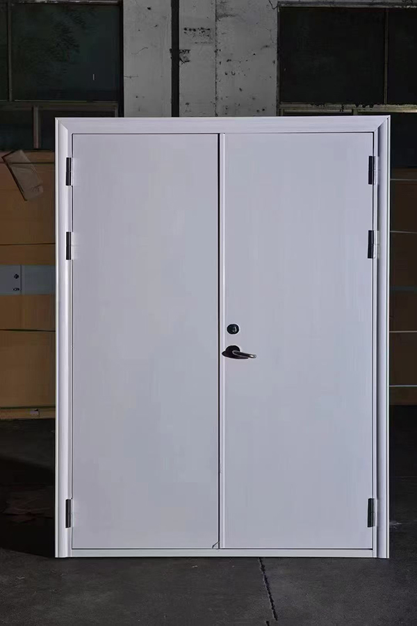 酒店项目完成公共区域双河防火门布设